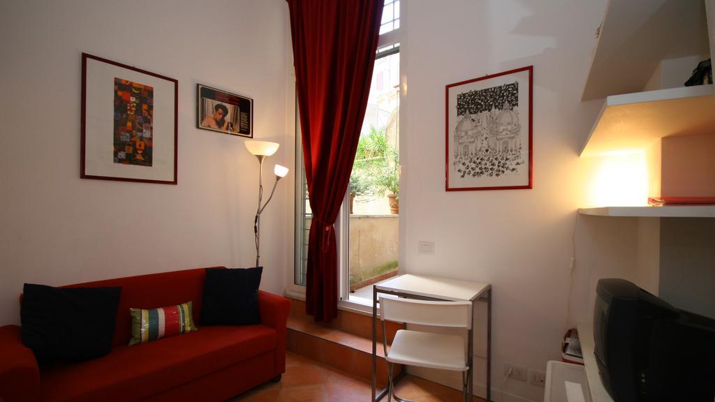 Appartamento In Monti Terrace *